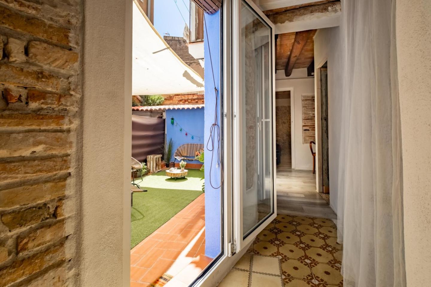 Apartamento En El Corazon De Tarragona. Planta Baja Con Patio. Exterior photo
